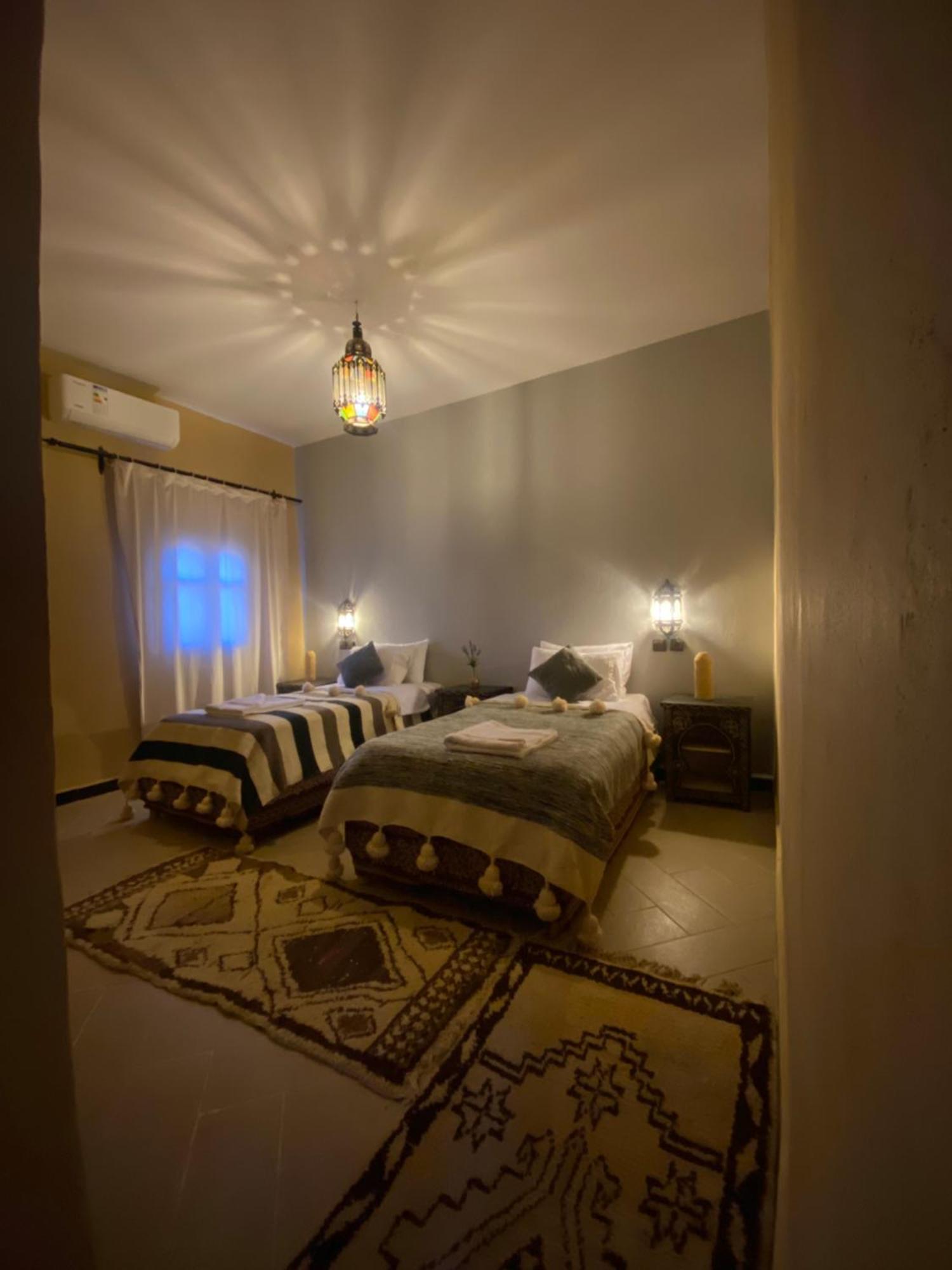 Hotel Kasbah Erg Chebbi à Merzouga Extérieur photo